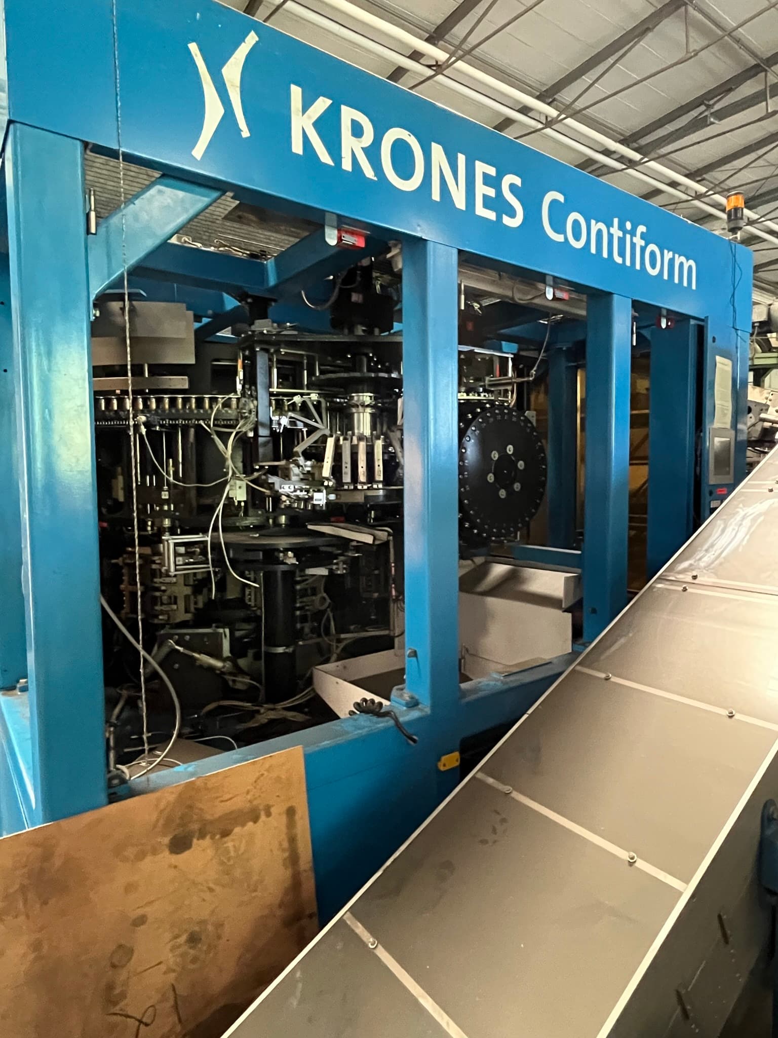 Ansicht links of Krones Contiform