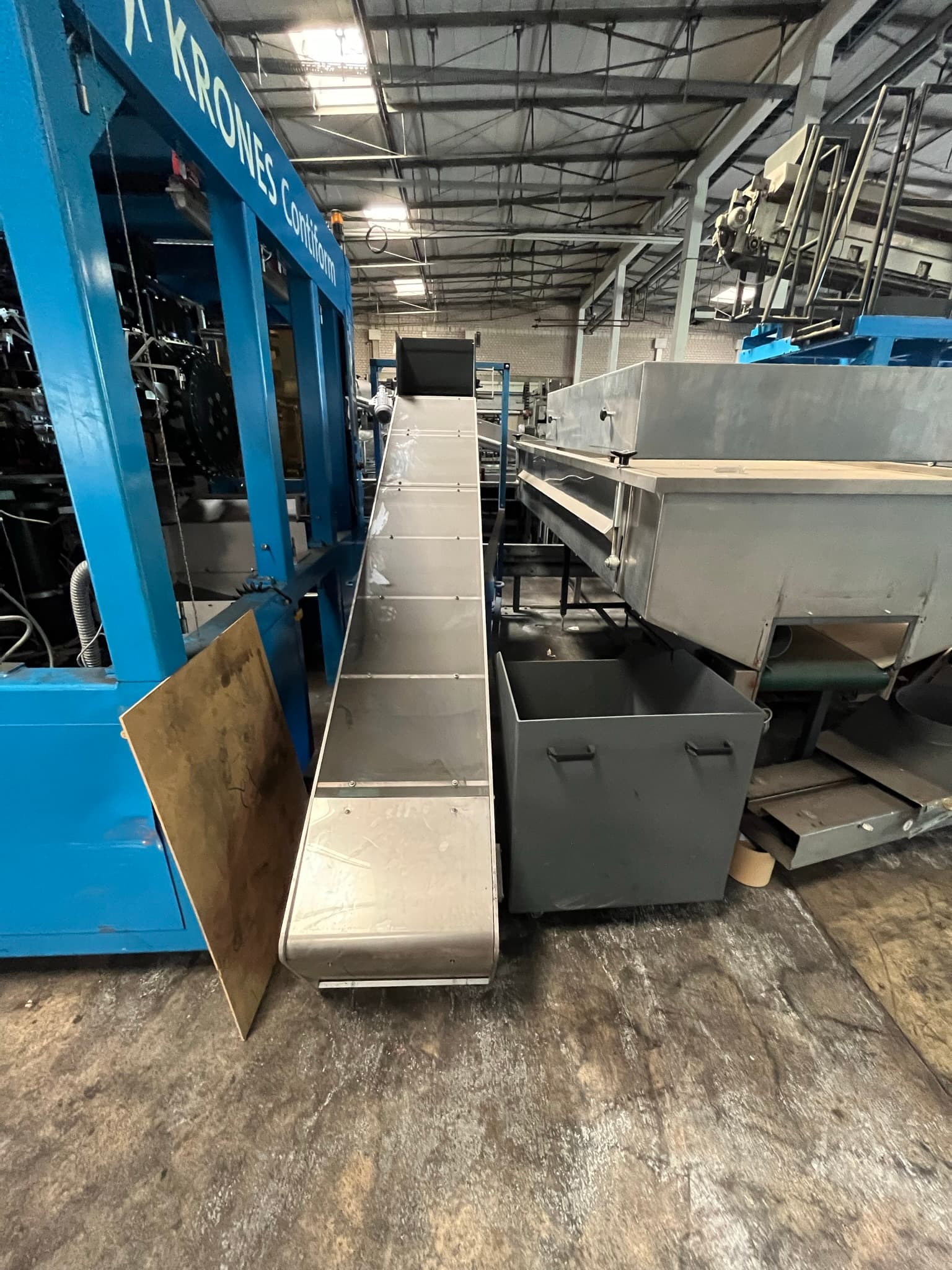 Ansicht rechts of Krones Contiform