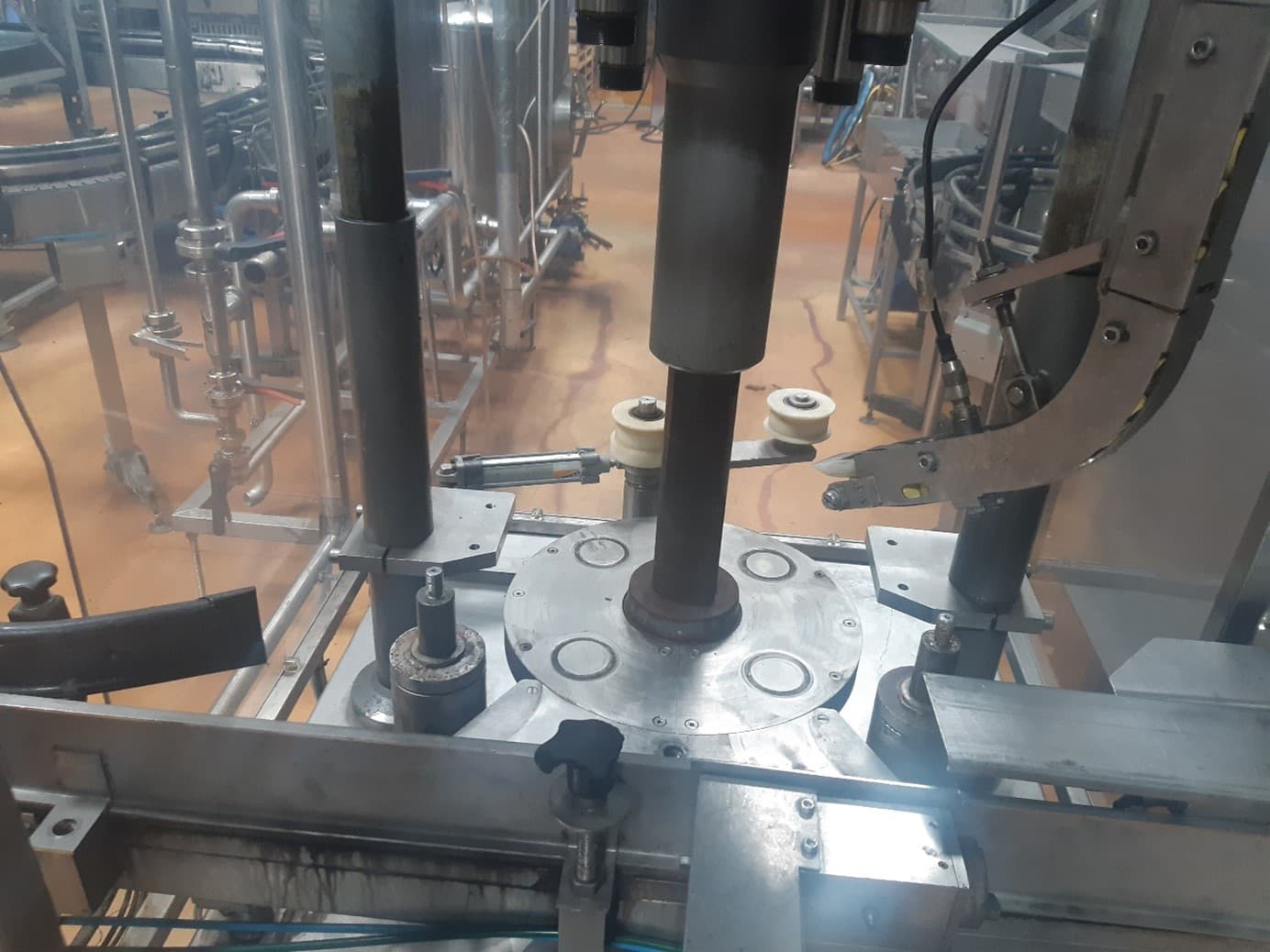 Arbeitsraum of Dr. Datz GmbH Getränke- und Sondermaschinenbau VS 4 L