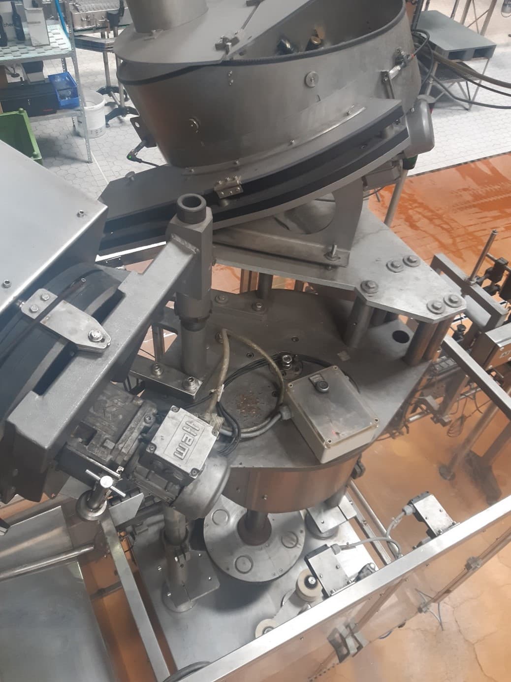 Seitenansicht of Dr. Datz GmbH Getränke- und Sondermaschinenbau VS 4 L