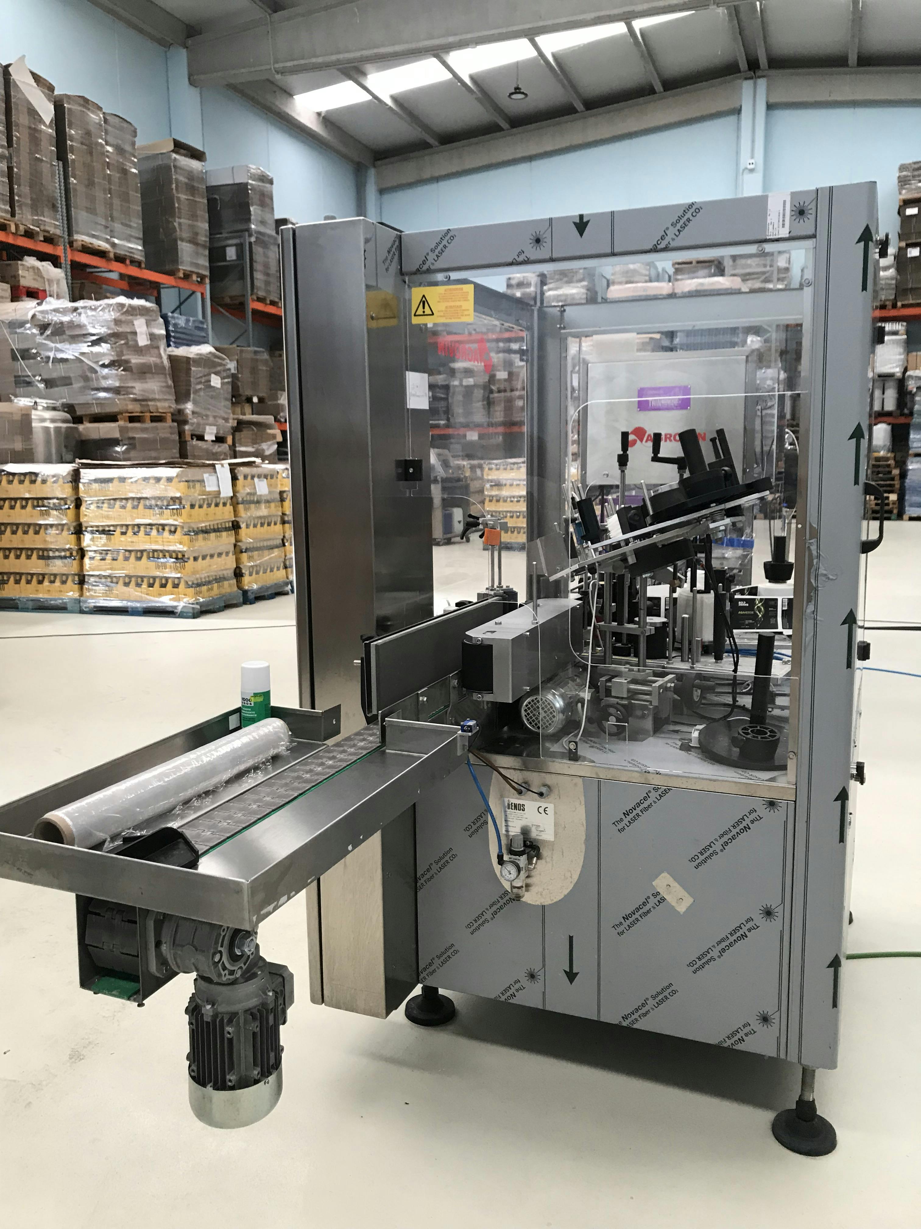 Ansicht links von Twin Monkeys Automated Canning System